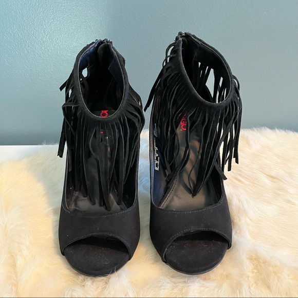 Bongo Black Suede Fringe Heels - Picture 4 of 13